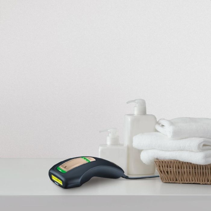 Beurer IPL 5800 PureSkin Pro Hair-remover