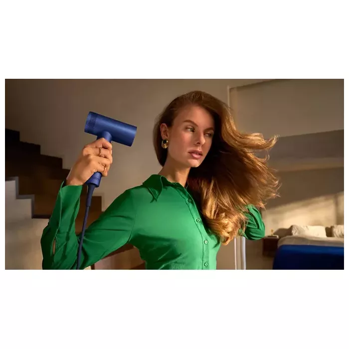 PHILIPS Hair dryer 1400W Series 8000 ThermoShield Advanced technology 10 heat and  - BHD839/00